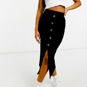 Asos design ribbed midi skirt with horn buttons. Brand new with tags. Size Us 8